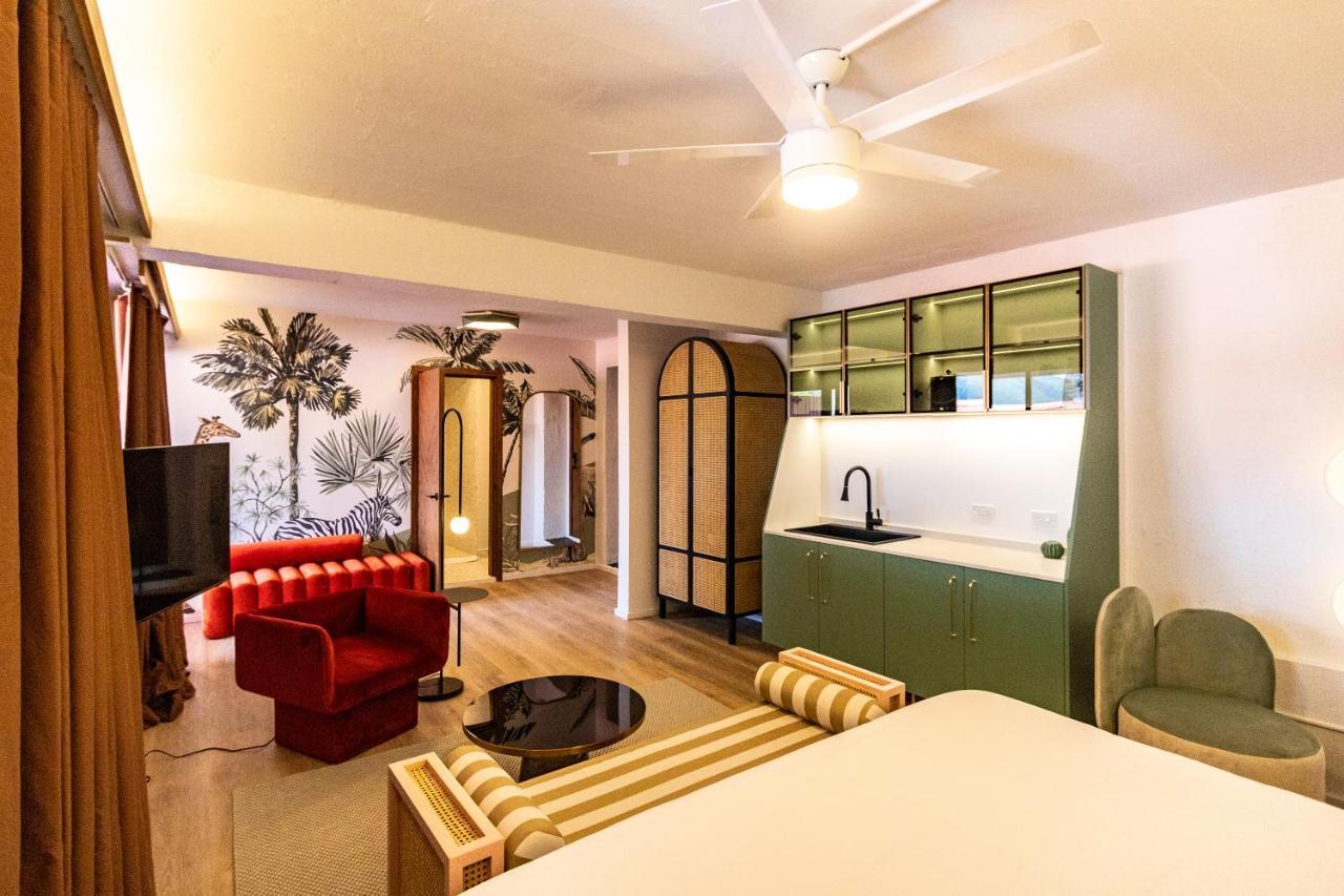The Pink Palm Hotel - Adults Only Charlotte Amalie Buitenkant foto