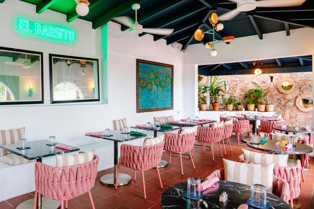 The Pink Palm Hotel - Adults Only Charlotte Amalie Buitenkant foto