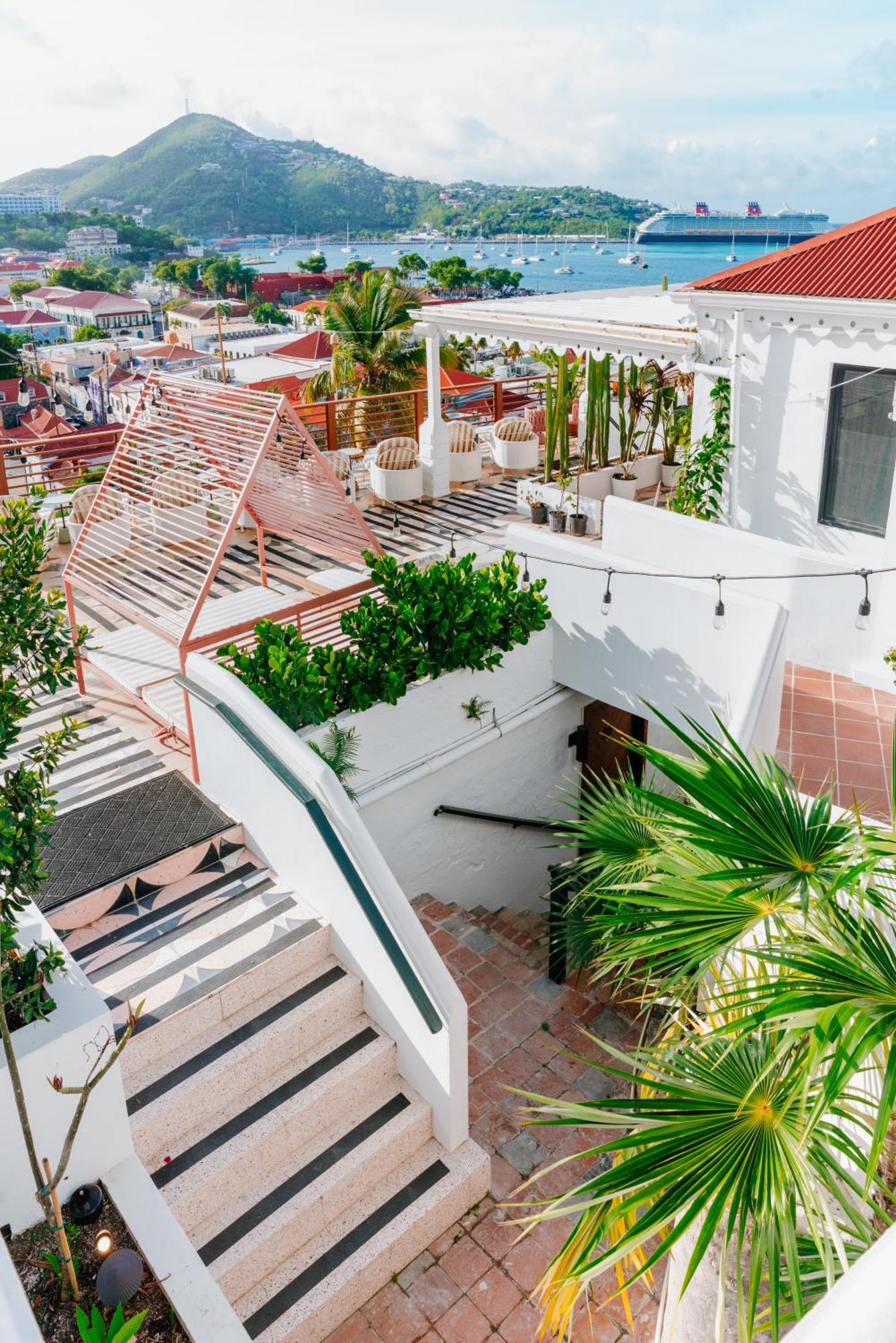 The Pink Palm Hotel - Adults Only Charlotte Amalie Buitenkant foto