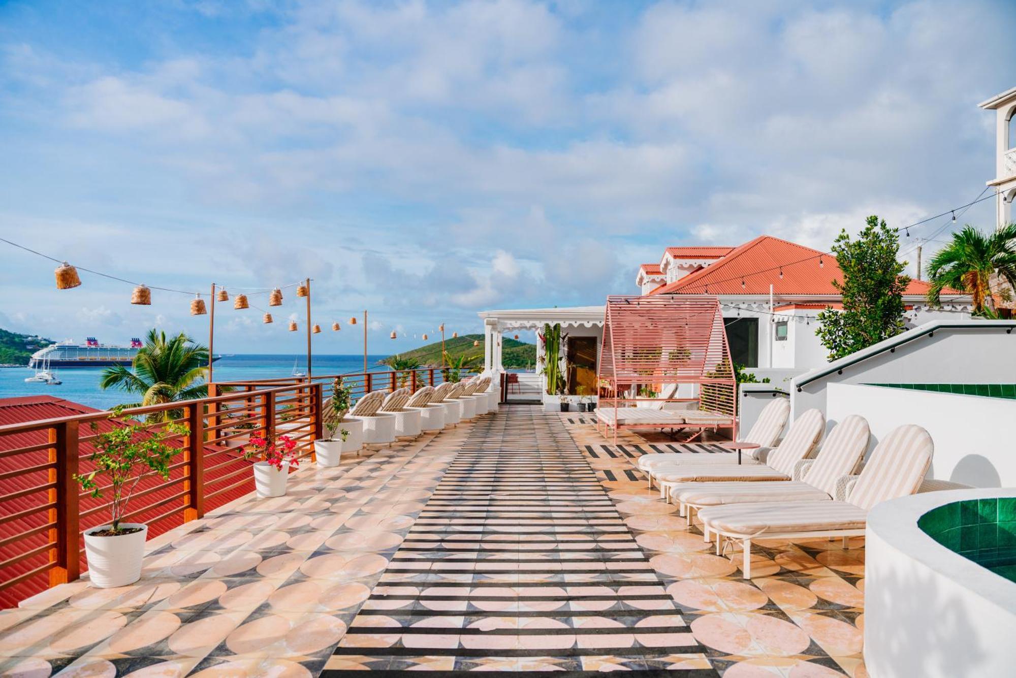 The Pink Palm Hotel - Adults Only Charlotte Amalie Buitenkant foto