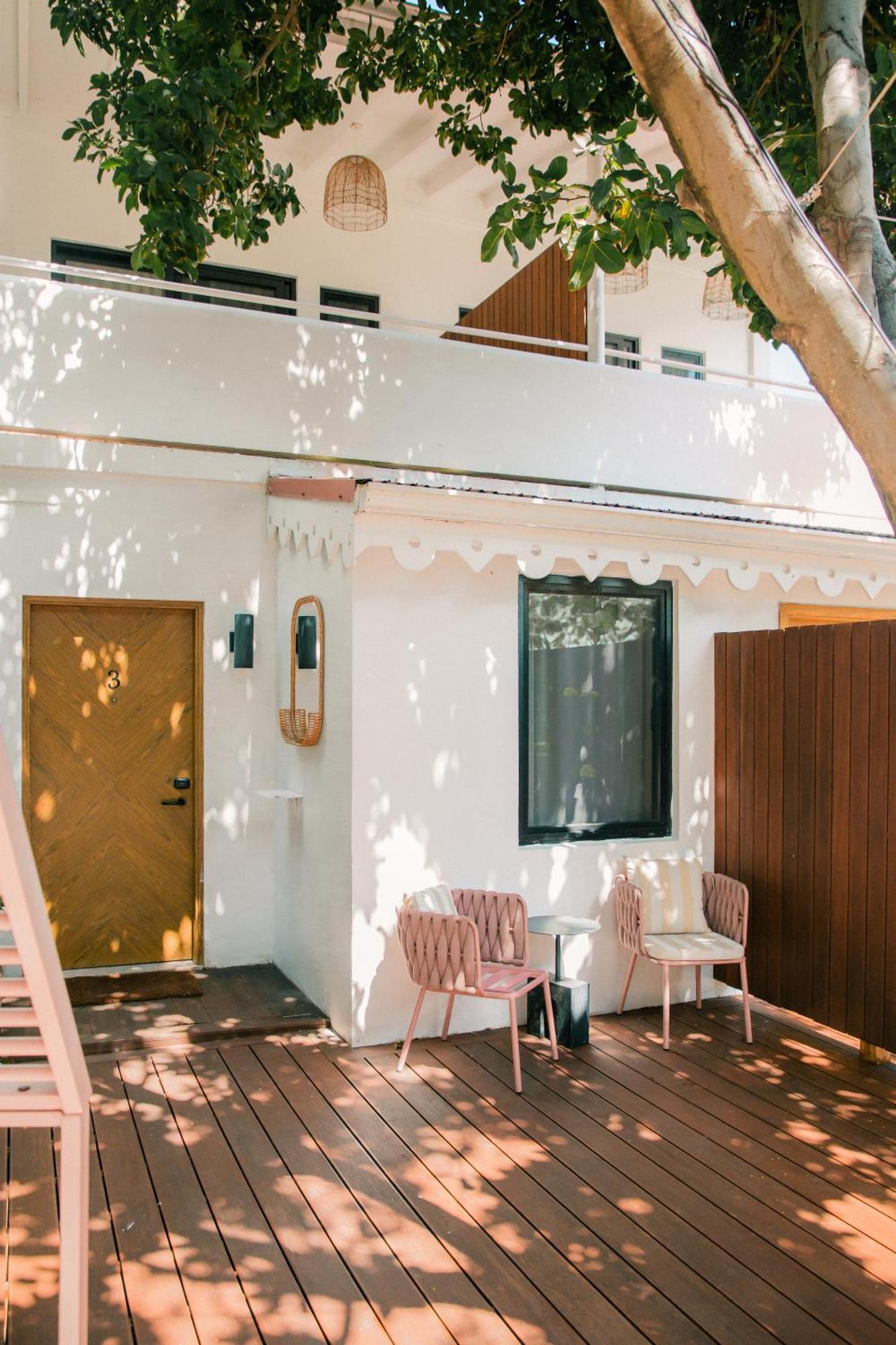 The Pink Palm Hotel - Adults Only Charlotte Amalie Buitenkant foto