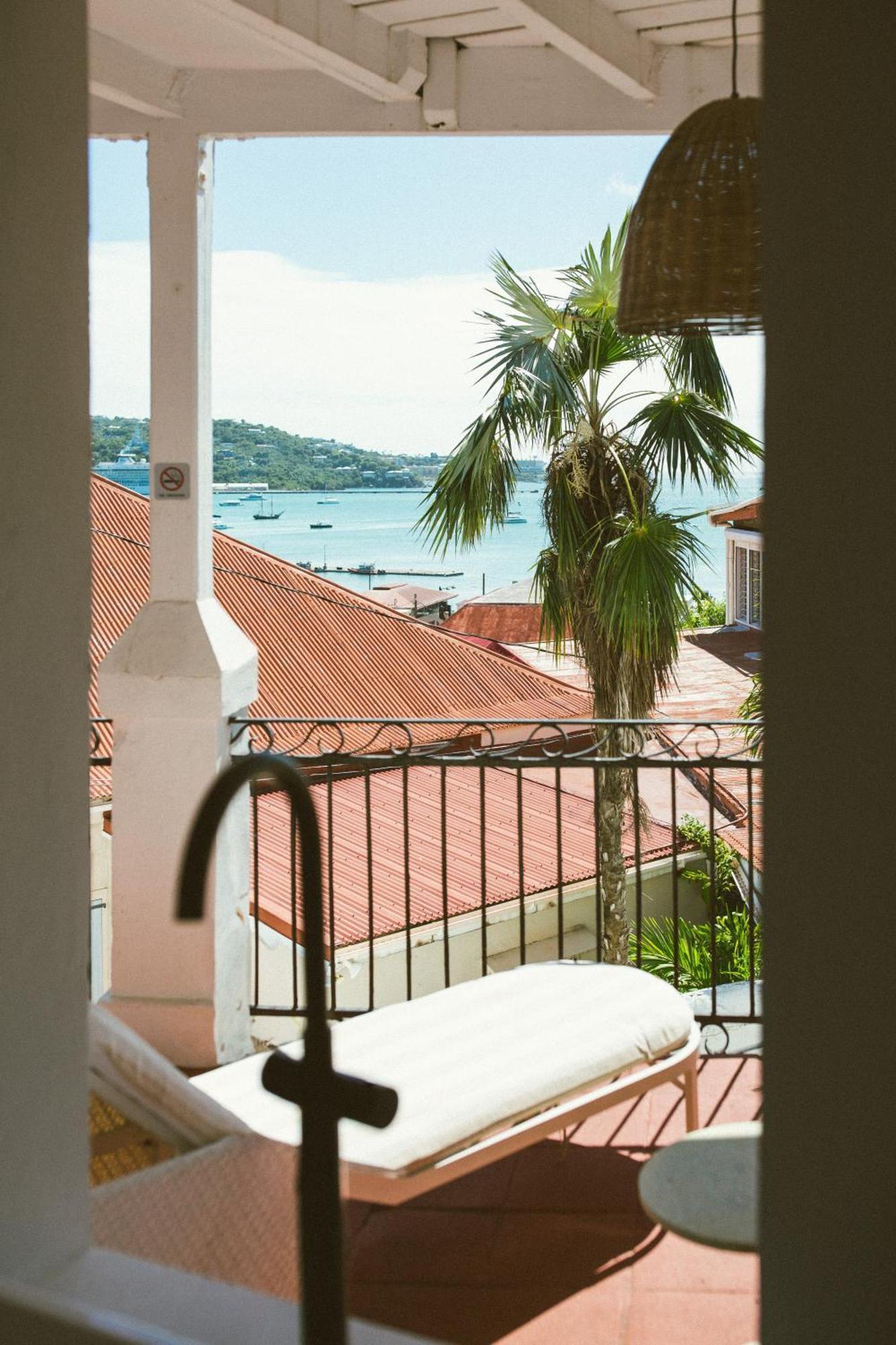 The Pink Palm Hotel - Adults Only Charlotte Amalie Buitenkant foto